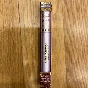 NWT tartelette tubing mascara 8 mL in gift packaging